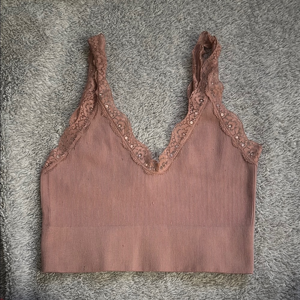 Lace Trim Ribbed Crop Top